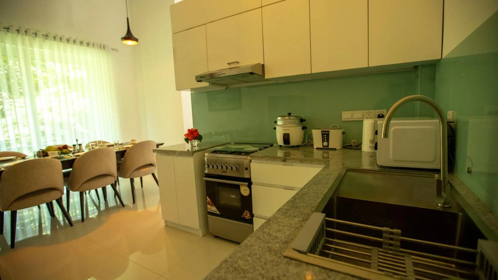 Resort Lake Villas Premium Kandy